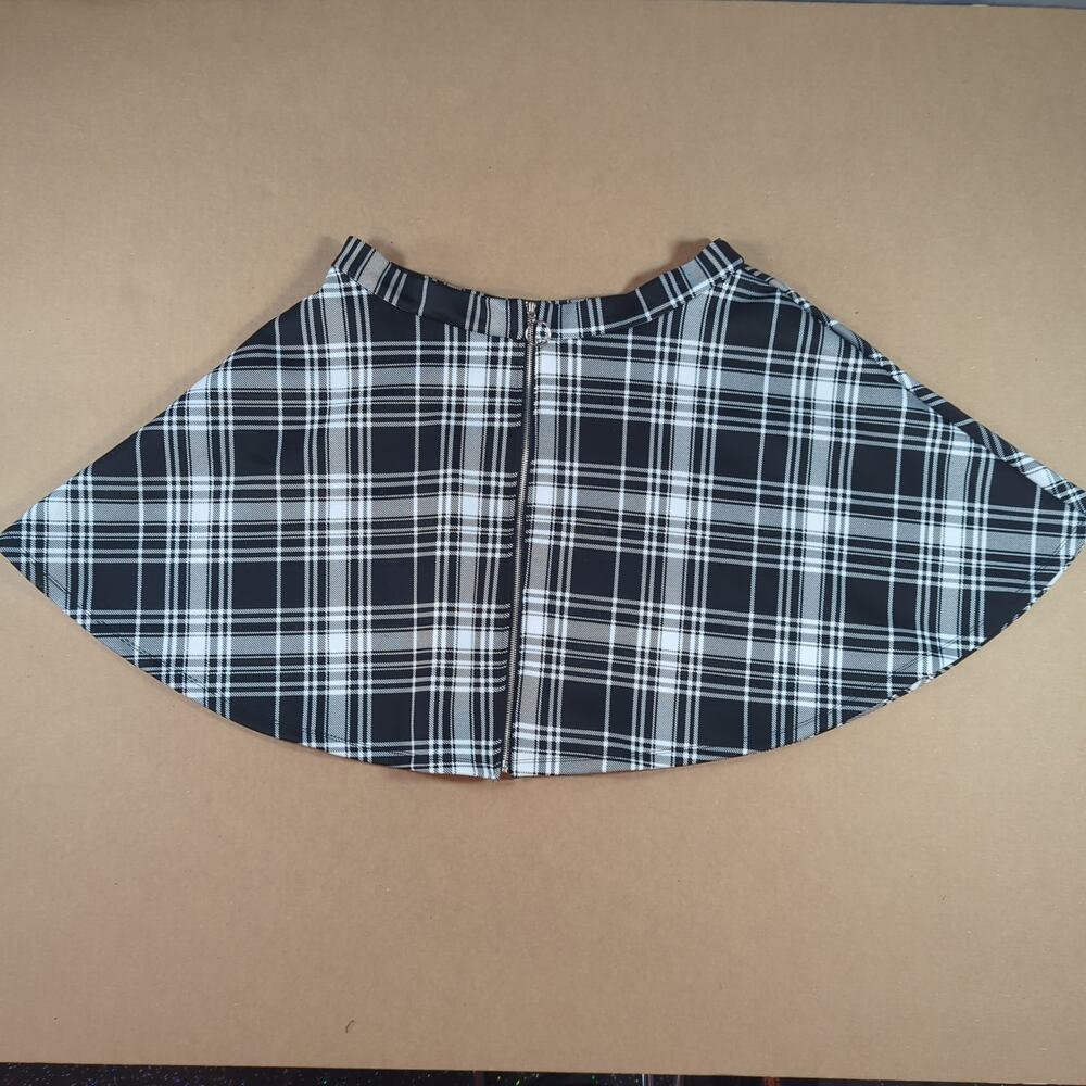 Hot Topic Black White Plaid Mini Skater Skirt XL Grunge Preppy Goth Emo